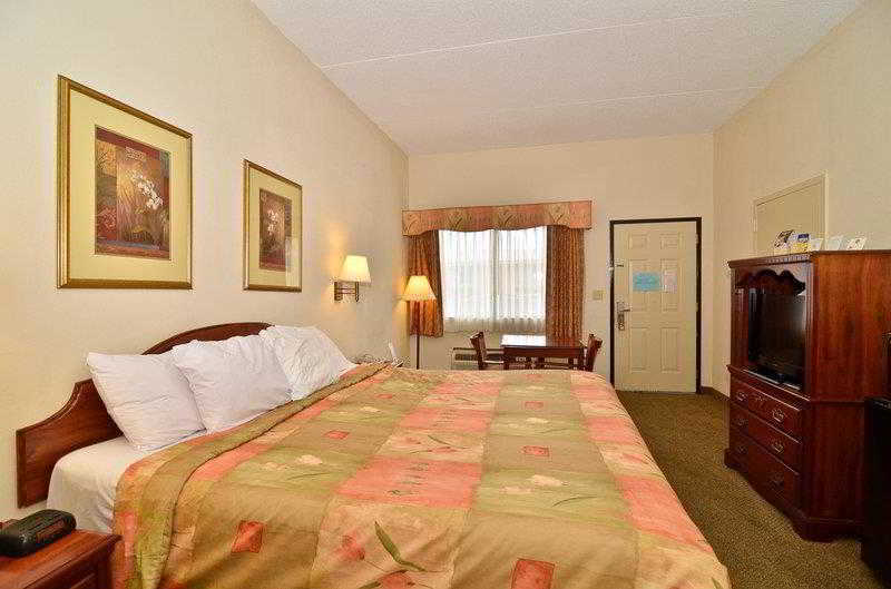 Econo Lodge Inn & Suites Fort Oglethorpe Exteriör bild