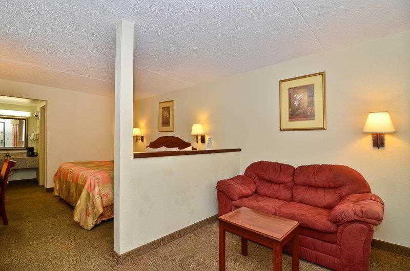 Econo Lodge Inn & Suites Fort Oglethorpe Exteriör bild